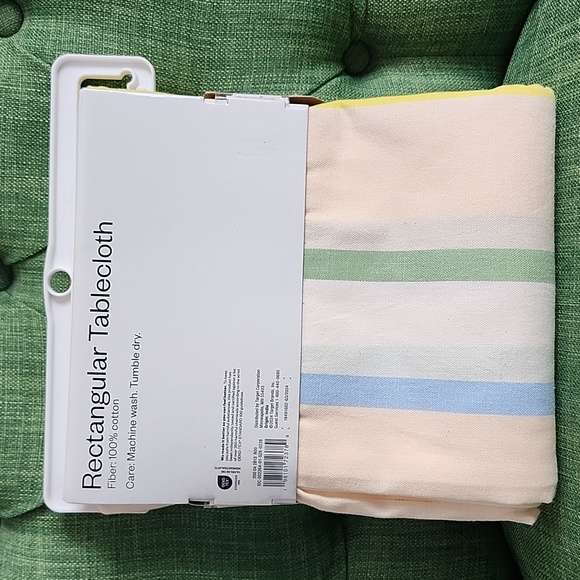 Room Essentials Multicolor Rectangular Tablecloth - Picture 2 of 3